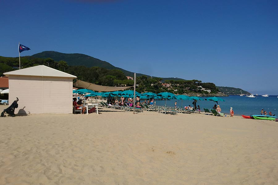 Il Bagno Malua Spiaggia di Procchio